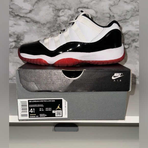 Jordan 11 Retro Low Concord Bred 4.5size GradeSchool - Picture 4 of 8